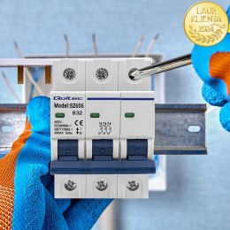 Qoltec Wyłącznik nadprądowy B32 | Bezpiecznik | AC | 32A | 3P