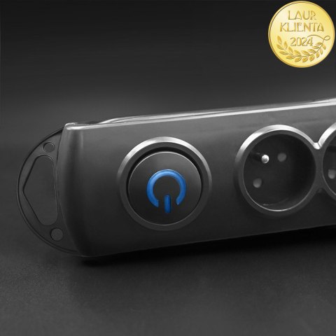 Qoltec Listwa zasilająca antyprzepięciowa | 8 gniazd | 1.8m | Czarna