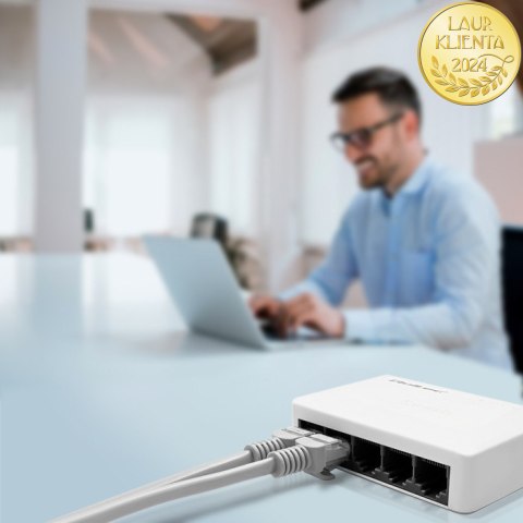 Qoltec SWITCH Przełącznik sieciowy 5 x port RJ45 | 100Mbps | Fast Ethernet | LAN