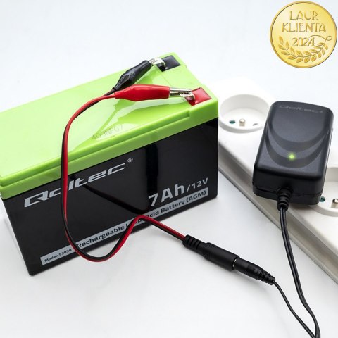 Qoltec Automatyczna ładowarka do akumulatora AGM GEL STD 6V | 1A | Prostownik z sygnalizatorem LED