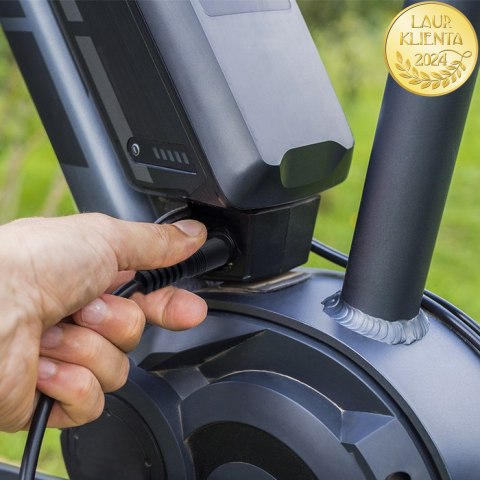 Qoltec Ładowarka do roweru, skutera elektrycznego 36V | 42V | 2A | 5.5*2.5 | +kabel zasilający