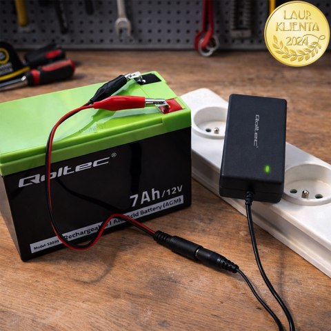 Qoltec Automatyczna ładowarka do akumulatora AGM GEL STD | Prostownik 12V | 2A | 24W | 5.5x2.1 | Kabel 1.8m
