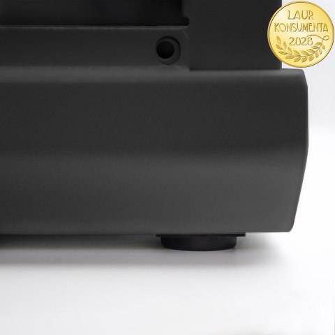 Qoltec Szafa RACK 19" | 12U | 600 x 635 x 450 | Perforowane drzwi | Wisząca | Stalowa obudowa | Zamek | Czarna